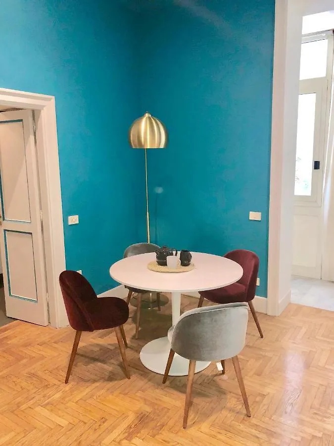 Jungle Suite Naples